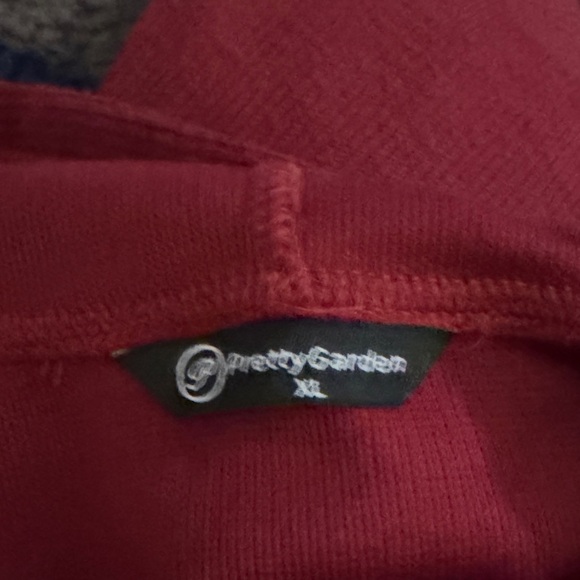 Women's Cozy Burgundy Hoodie and Wide-Leg Pant Set - Picture 4 of 4